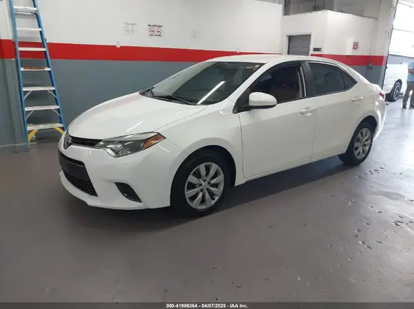 2T1BURHEXGC696495 2016 TOYOTA COROLLA - Image 2