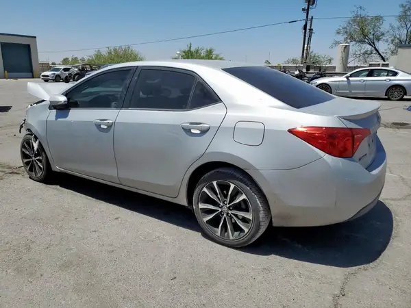 2T1BURHEXHC746460 2017 TOYOTA COROLLA - Image 2