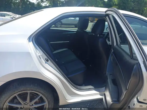 2T1BURHEXHC747074 2017 TOYOTA COROLLA - Image 8