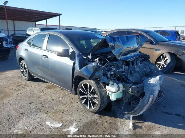 2T1BURHEXHC749648 2017 TOYOTA COROLLA - Image 1