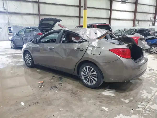 2T1BURHEXHC757491 2017 TOYOTA COROLLA - Image 2