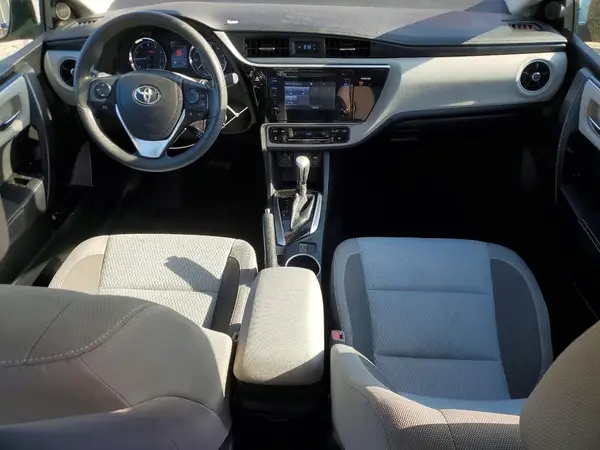 2T1BURHEXHC757832 2017 TOYOTA COROLLA - Image 8