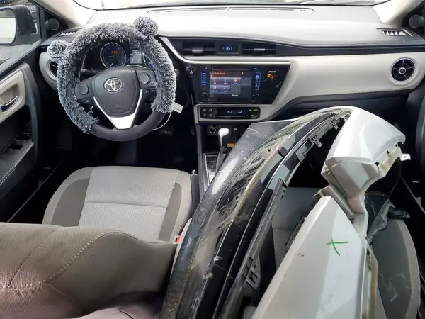 2T1BURHEXHC760018 2017 TOYOTA COROLLA - Image 8
