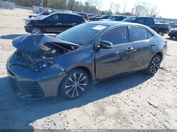2T1BURHEXHC760875 2017 TOYOTA COROLLA - Image 2