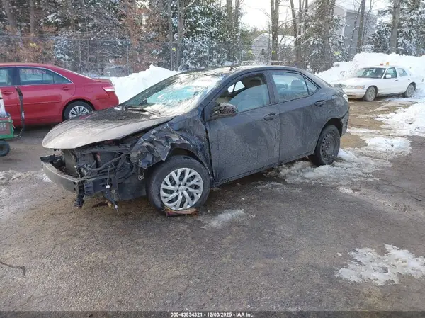2T1BURHEXHC762836 2017 TOYOTA COROLLA - Image 2