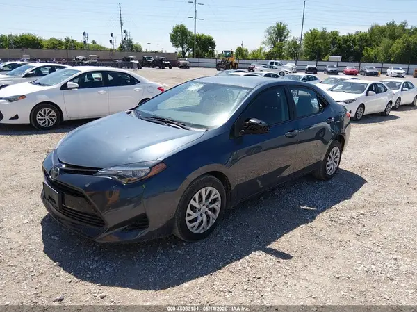 2T1BURHEXHC766014 2017 TOYOTA COROLLA - Image 2