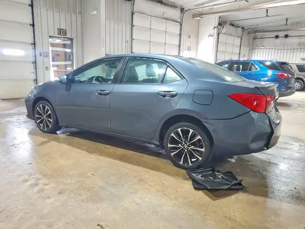 2T1BURHEXHC766112 2017 TOYOTA COROLLA - Image 2