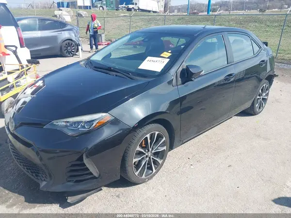 2T1BURHEXHC768216 2017 TOYOTA COROLLA - Image 2