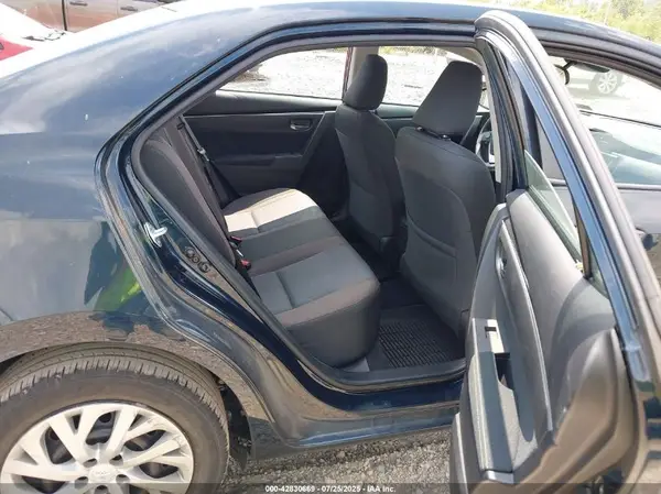 2T1BURHEXHC774727 2017 TOYOTA COROLLA - Image 8