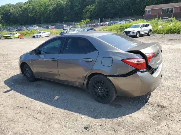 2T1BURHEXHC777725 2017 TOYOTA COROLLA - Image 2