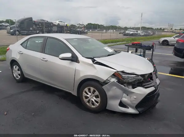 2T1BURHEXHC779801 2017 TOYOTA COROLLA - Image 1