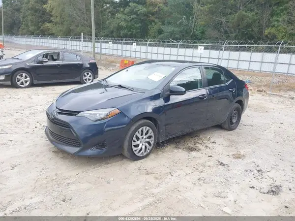 2T1BURHEXHC789440 2017 TOYOTA COROLLA - Image 2