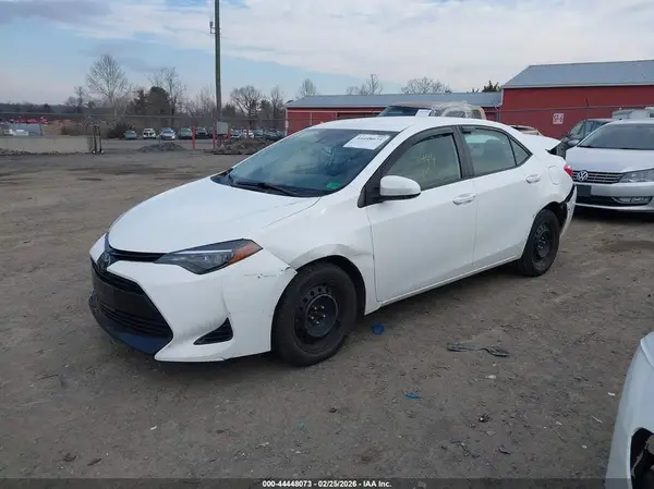 2T1BURHEXHC790460 2017 TOYOTA COROLLA - Image 2