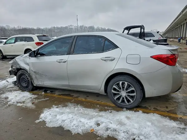 2T1BURHEXHC794492 2017 TOYOTA COROLLA - Image 2