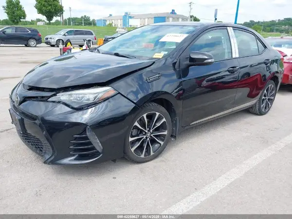 2T1BURHEXHC795352 2017 TOYOTA COROLLA - Image 2