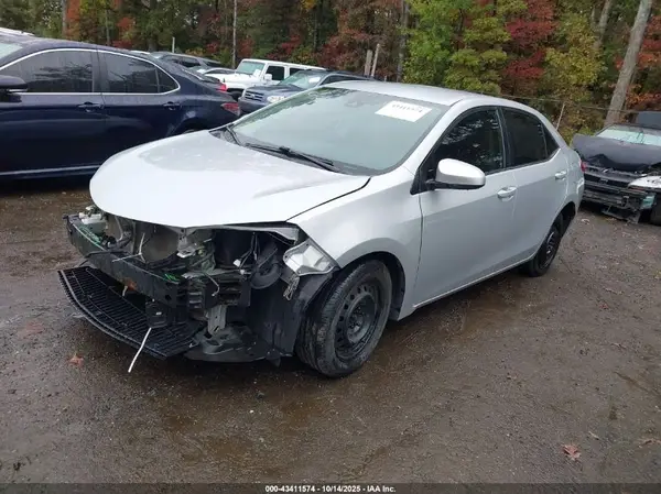 2T1BURHEXHC795495 2017 TOYOTA COROLLA - Image 2