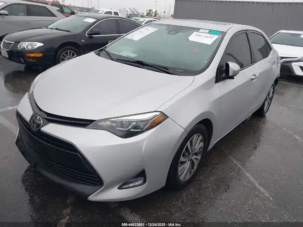 2T1BURHEXHC797649 2017 TOYOTA COROLLA - Image 2