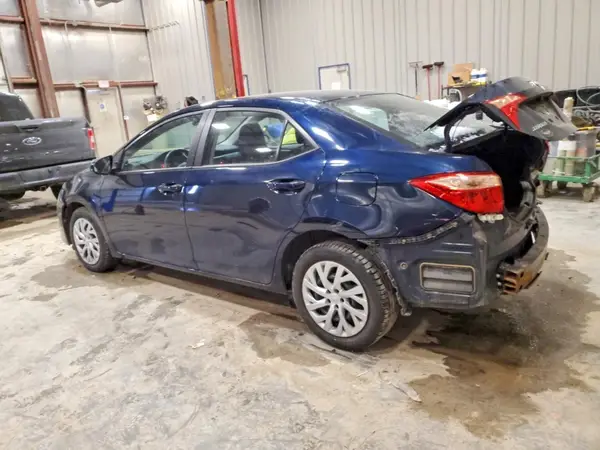2T1BURHEXHC798767 2017 TOYOTA COROLLA - Image 2