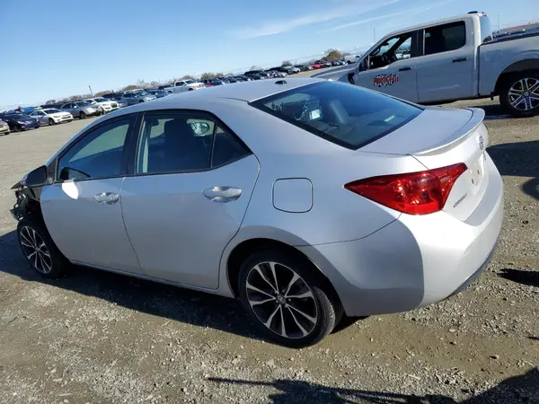 2T1BURHEXHC802493 2017 TOYOTA COROLLA - Image 2