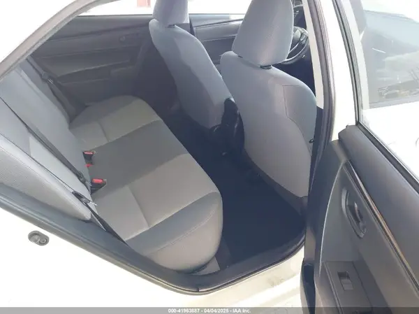 2T1BURHEXHC803580 2017 TOYOTA COROLLA - Image 8