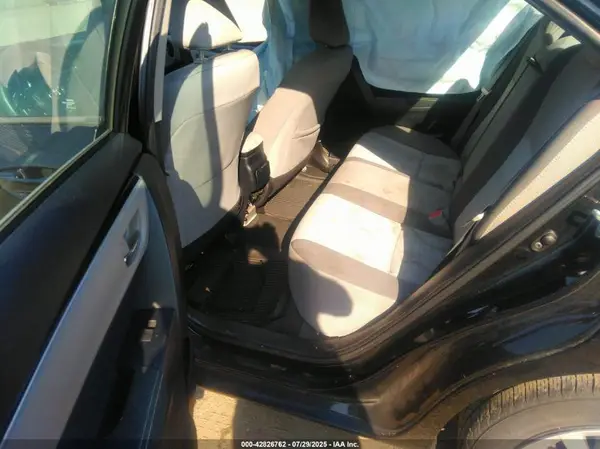 2T1BURHEXHC805250 2017 TOYOTA COROLLA - Image 8