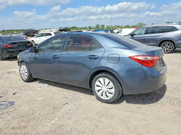 2T1BURHEXHC806043 2017 TOYOTA COROLLA - Image 2