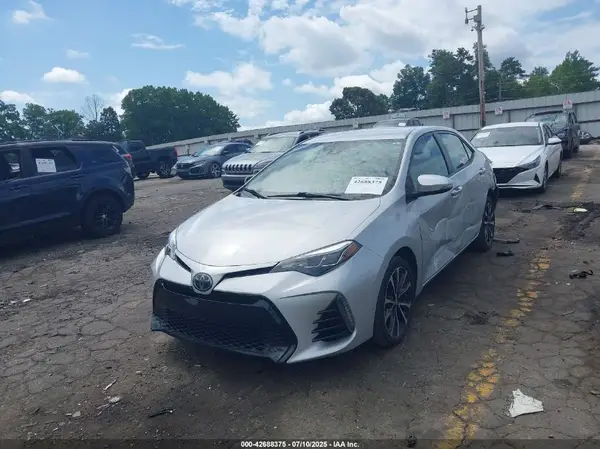 2T1BURHEXHC811341 2017 TOYOTA COROLLA - Image 2