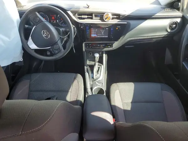 2T1BURHEXHC813641 2017 TOYOTA COROLLA - Image 8