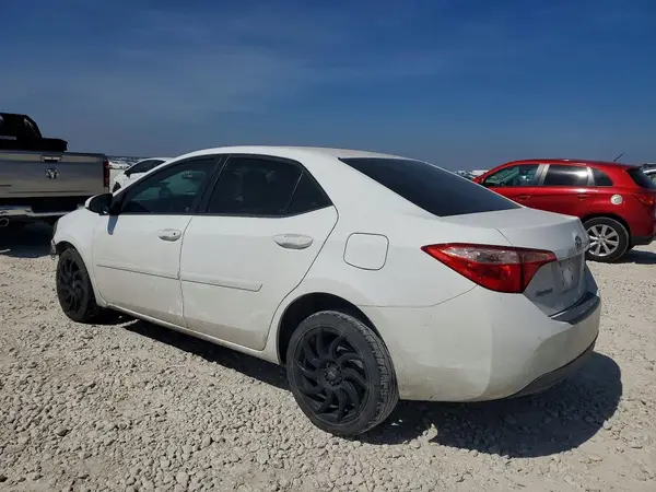 2T1BURHEXHC816412 2017 TOYOTA COROLLA - Image 2