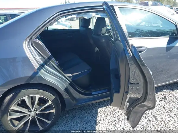 2T1BURHEXHC816717 2017 TOYOTA COROLLA - Image 8