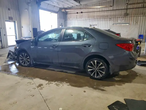 2T1BURHEXHC820637 2017 TOYOTA COROLLA - Image 2