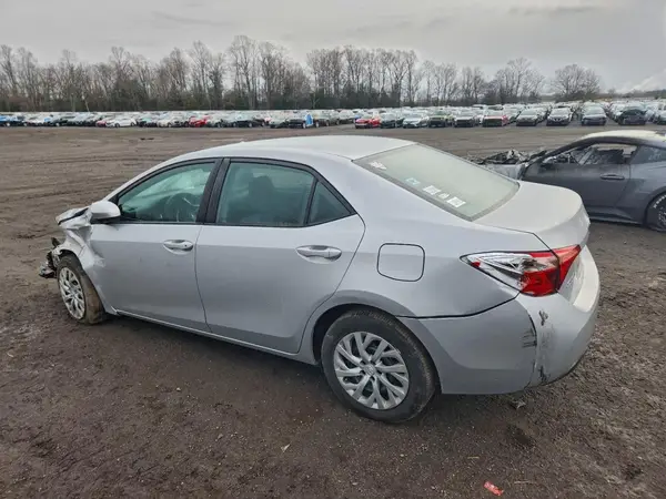 2T1BURHEXHC820914 2017 TOYOTA COROLLA - Image 2