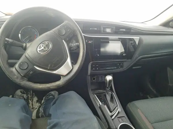 2T1BURHEXHC823442 2017 TOYOTA COROLLA - Image 8