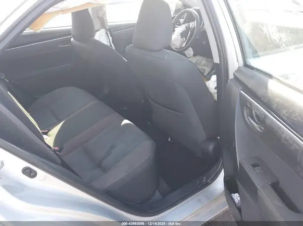 2T1BURHEXHC824381 2017 TOYOTA COROLLA - Image 8