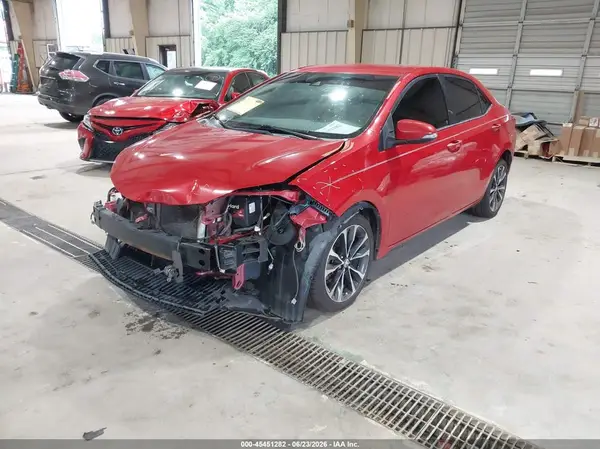 2T1BURHEXHC827443 2017 TOYOTA COROLLA - Image 2