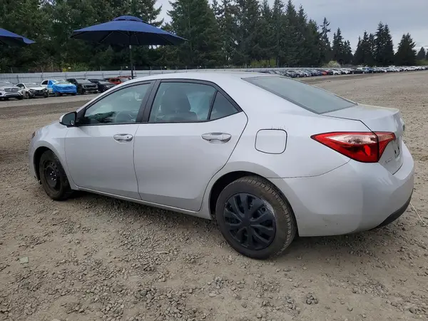 2T1BURHEXHC834067 2017 TOYOTA COROLLA - Image 2