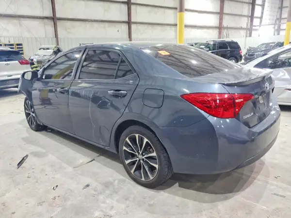 2T1BURHEXHC834473 2017 TOYOTA COROLLA - Image 2
