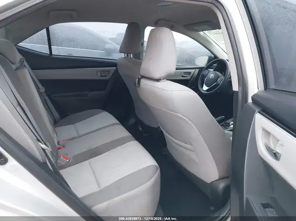 2T1BURHEXHC835817 2017 TOYOTA COROLLA - Image 8
