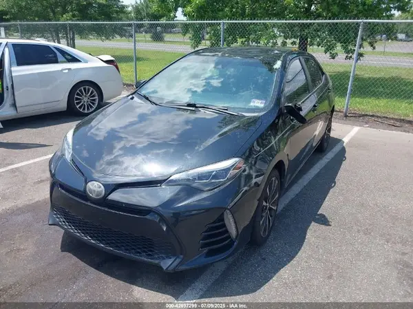 2T1BURHEXHC839088 2017 TOYOTA COROLLA - Image 2