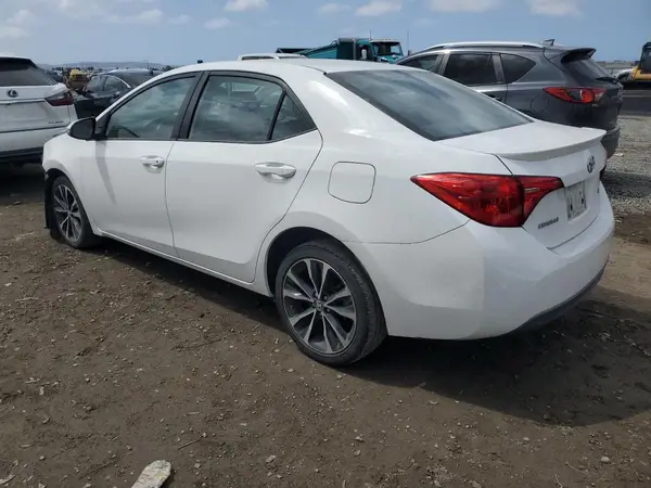2T1BURHEXHC840709 2017 TOYOTA COROLLA - Image 2
