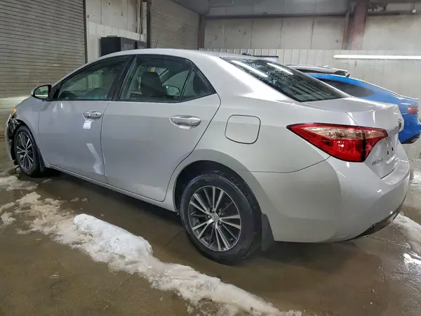 2T1BURHEXHC841343 2017 TOYOTA COROLLA - Image 2