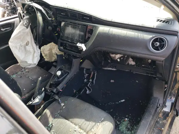 2T1BURHEXHC841651 2017 TOYOTA COROLLA - Image 8