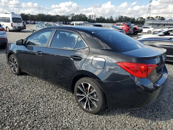 2T1BURHEXHC843268 2017 TOYOTA COROLLA - Image 2