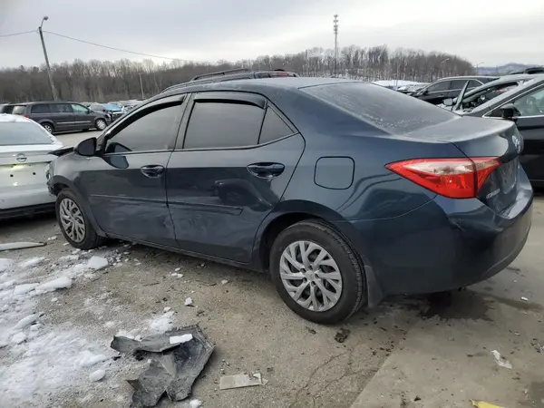 2T1BURHEXHC843903 2017 TOYOTA COROLLA - Image 2