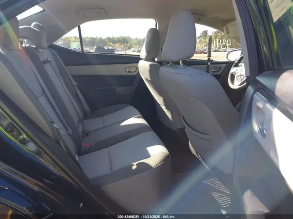 2T1BURHEXHC847367 2017 TOYOTA COROLLA - Image 8