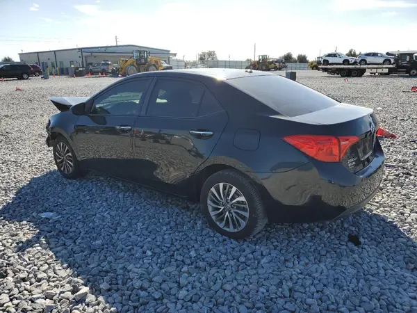 2T1BURHEXHC847689 2017 TOYOTA COROLLA - Image 2