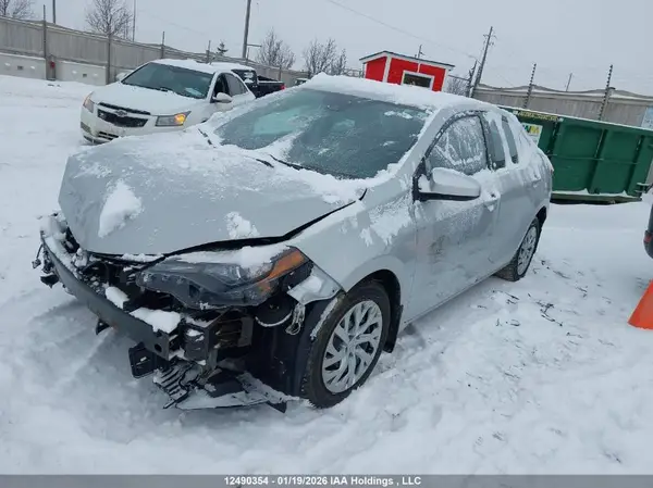 2T1BURHEXHC848017 2017 TOYOTA COROLLA - Image 2