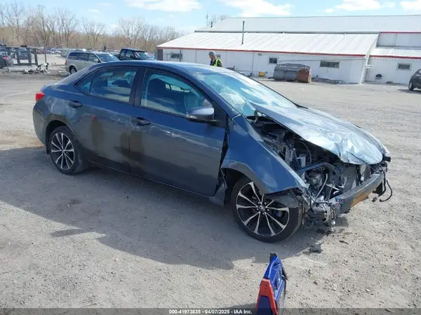2T1BURHEXHC849832 2017 TOYOTA COROLLA - Image 1