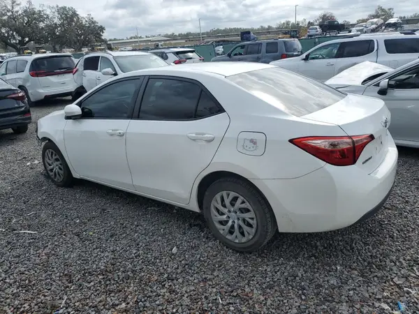 2T1BURHEXHC850012 2017 TOYOTA COROLLA - Image 2