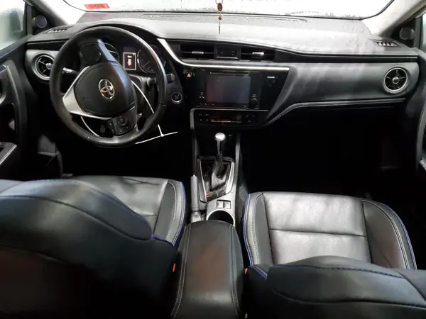2T1BURHEXHC850091 2017 TOYOTA COROLLA - Image 8